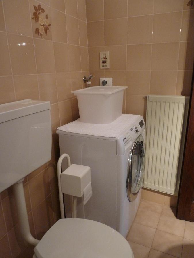 Apartments Cusius And Horta أورتا سان جوليو الغرفة الصورة