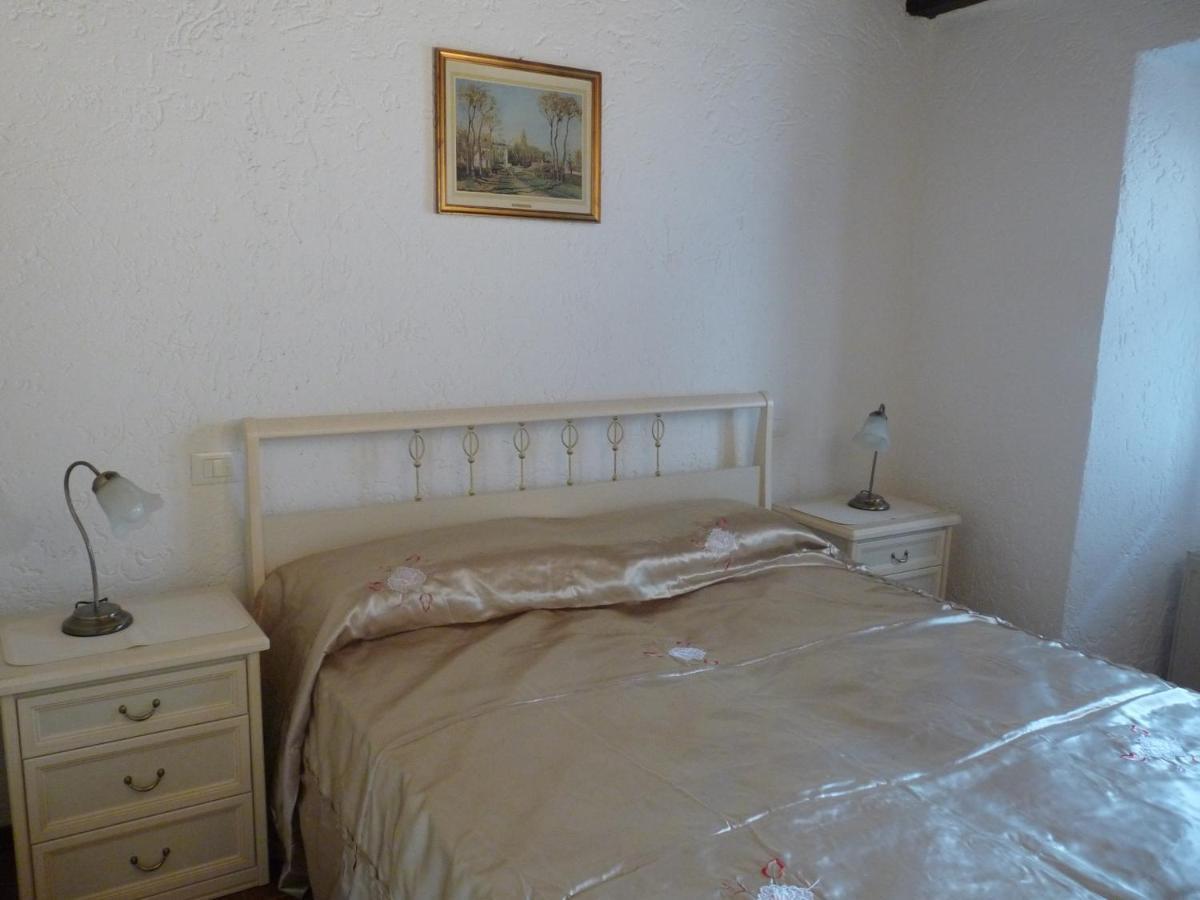 Apartments Cusius And Horta أورتا سان جوليو الغرفة الصورة